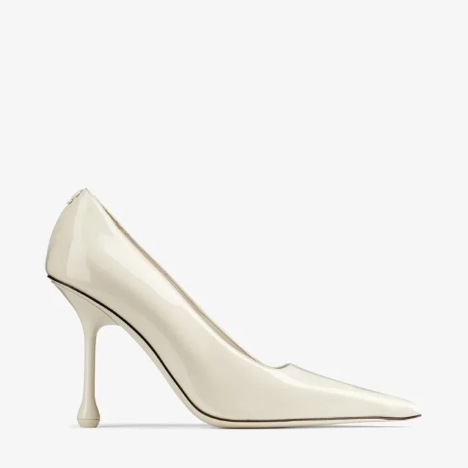 Ixia 95 pumps i lackläder i latte Ixia 95 pumps i lackläder i latte