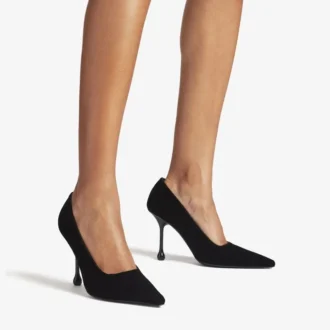 Ixia 95 svarta pumps i sammet