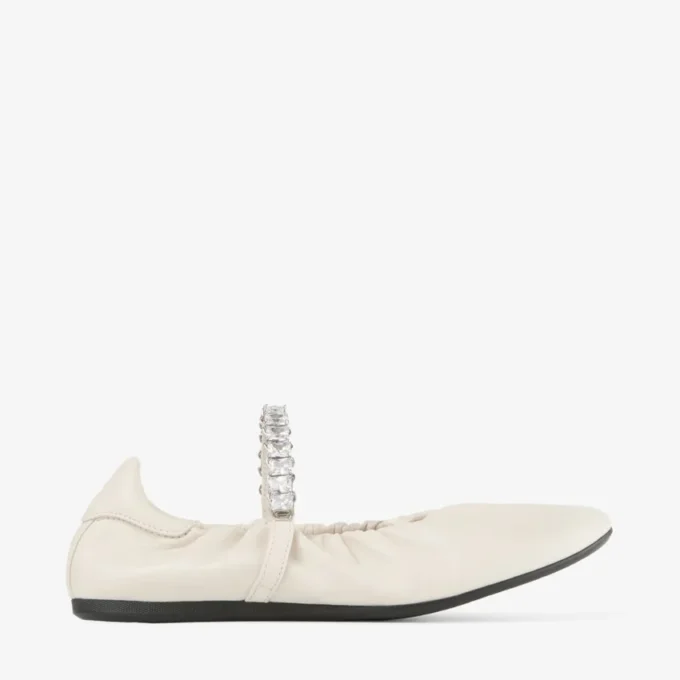 Jade Ballerina Latte Ballerinaskor i mjukt nappaläder med kristallrem Jade Ballerina Latte Ballerinaskor i mjukt nappaläder med kristallrem
