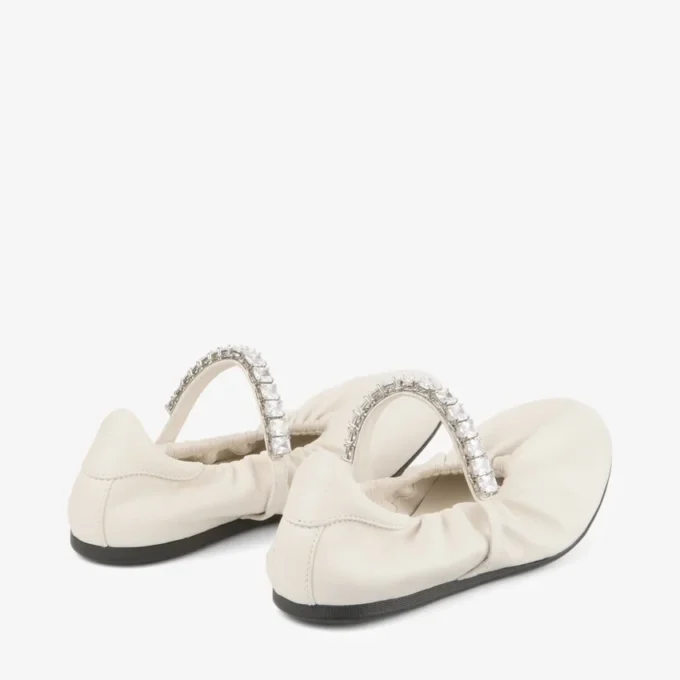 Jade Ballerina Latte Ballerinaskor i mjukt nappaläder med kristallrem Jade Ballerina Latte Ballerinaskor i mjukt nappaläder med kristallrem
