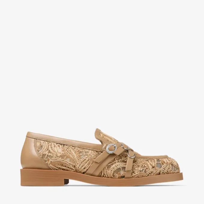 Kalia Loafer Loafers i naturligt blommigt vävt raffia och kalvskinn Kalia Loafer Loafers i naturligt blommigt vävt raffia och kalvskinn