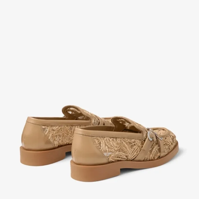 Kalia Loafer Loafers i naturligt blommigt vävt raffia och kalvskinn Kalia Loafer Loafers i naturligt blommigt vävt raffia och kalvskinn