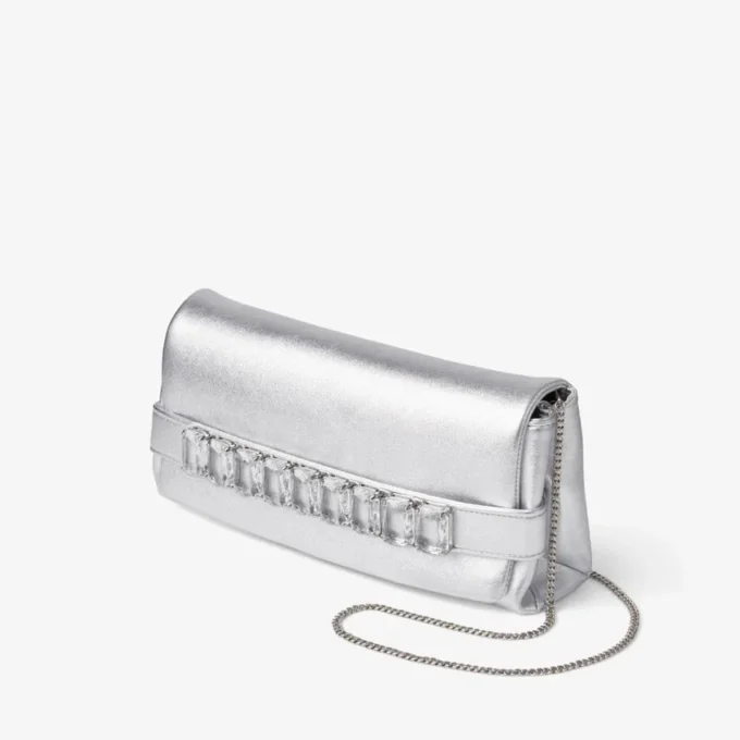 Kya silvermetallisk nappaläderclutch Kya silvermetallisk nappaläderclutch