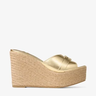 leda wedge 100 guldfrgad mule med kilklack i metalliskt nappalder 1 330x330 - Leda Wedge 100 Guldf&auml;rgad mule med kilklack i metalliskt nappal&auml;der