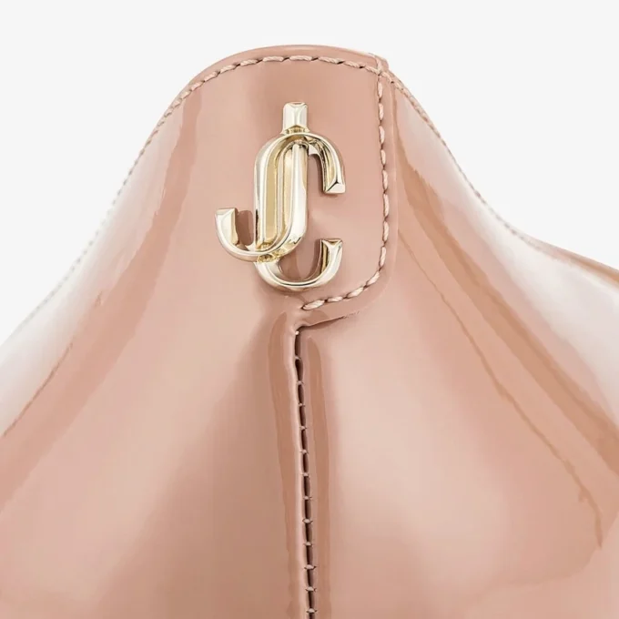 Love 65 pumps i balettrosa lackläder med JC-emblem Love 65 pumps i balettrosa lackläder med JC-emblem