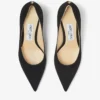 Love 65 svarta spetsiga pumps i mocka med Jc-emblem Love 65 svarta spetsiga pumps i mocka med Jc-emblem