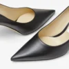 Love 85 svarta pumps i kalvskinn med Jc-emblem Love 85 svarta pumps i kalvskinn med Jc-emblem