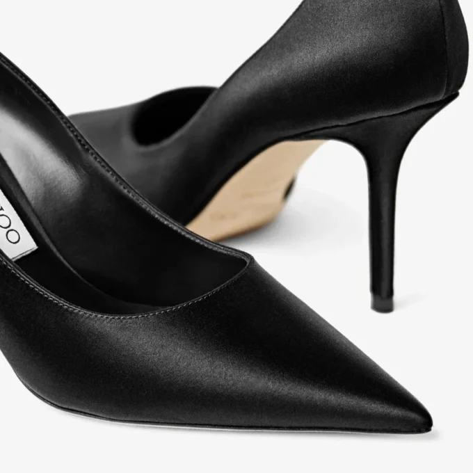 Love 85 svarta pumps i satin Love 85 svarta pumps i satin