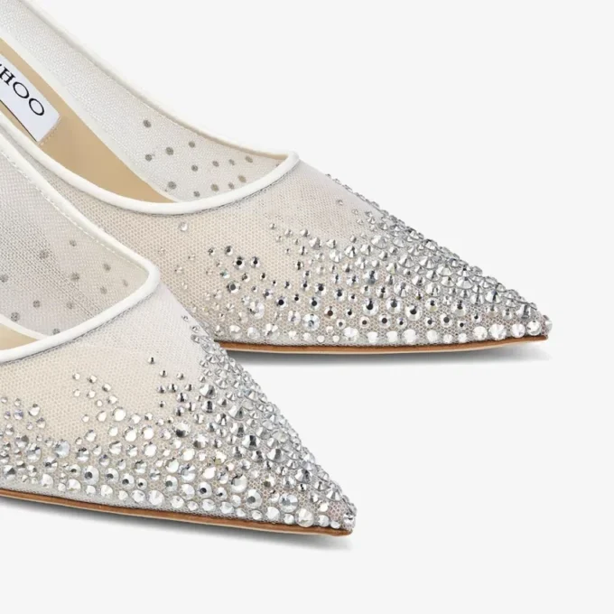 Love 85 vita pumps i mesh med spetsig tå och DéGradé-kristaller Love 85 vita pumps i mesh med spetsig tå och DéGradé-kristaller