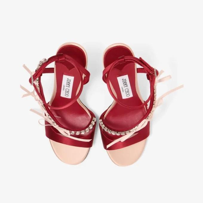 Lula 100 sandaler i macaron- och rubinröd satin med rosetter