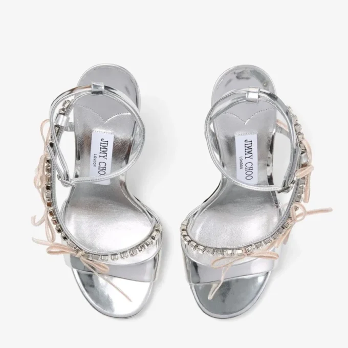 Lula 100 silver- och macaronfärgade sandaler i Liquid Metal-läder med sammetrosetter