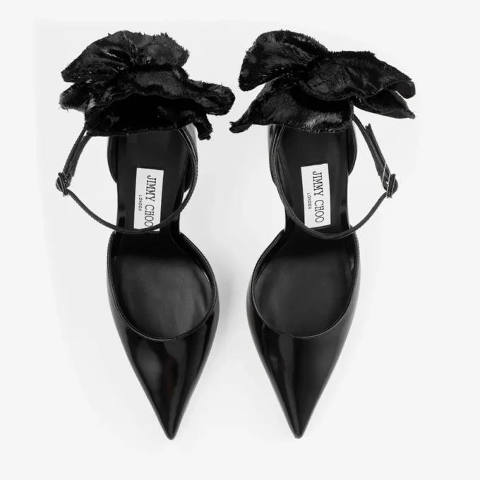 Marja 100 svarta pumps i mjukt spazzolato-läder med kort glitterkorsett