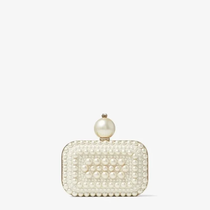 Micro Cloud vit mocka-clutch med pärldekor över hela ytan