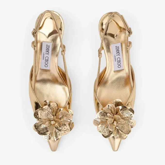 Mimmi  Sling Back 50 Guldfärgade slingbacks i Liquid Metal-läder med perforerad jimmy choo-korsett