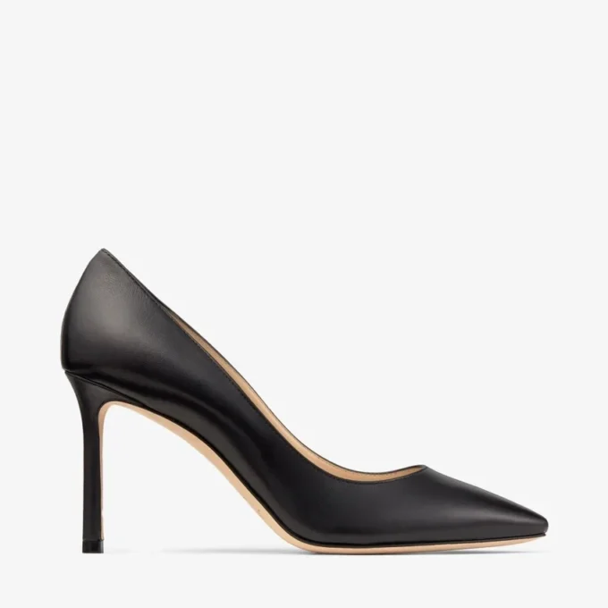 Romy 85 svarta pumps i getskinn med spetsig tå