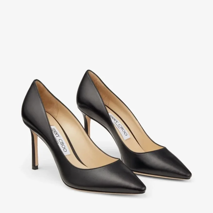 Romy 85 svarta pumps i getskinn med spetsig tå