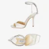 Saeda Sandal 100 Sandaler i elfenbensfärgad satin med kristallutsmyckning