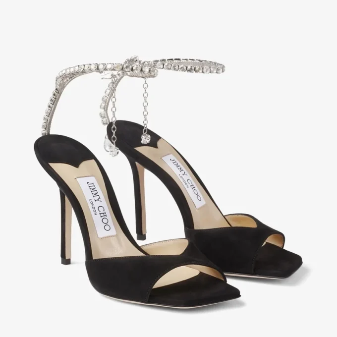 Saeda Sandal 100 Svarta mockasandaler med kristallprydnad