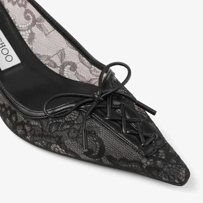 Scarlett 50 Svarta Jimmy Choo-pumps med snörning