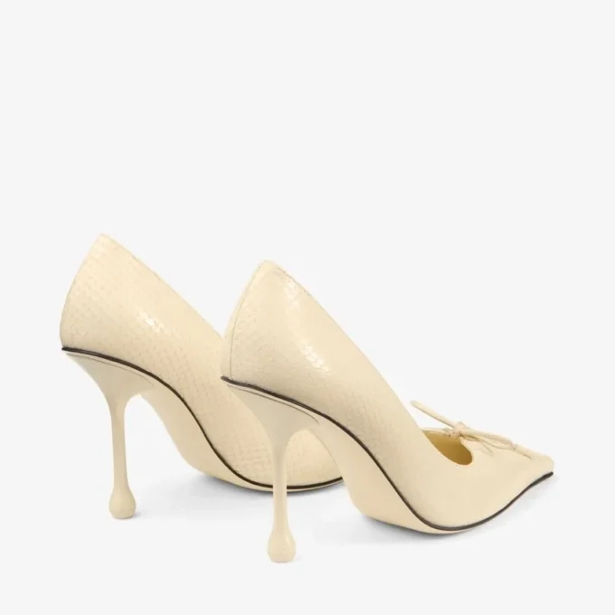 Scarlett 95 pumps i smörfärgat läder med elaphe-tryck