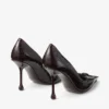 Scarlett 95 Sambuco Pumps i glänsande läder med krokodilprägling