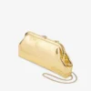 Skylar guldfärgad clutch i Candy Wrap-läder med fyrkantigt Jc-spänne