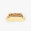 Skylar guldfärgad clutch i Candy Wrap-läder med fyrkantigt Jc-spänne
