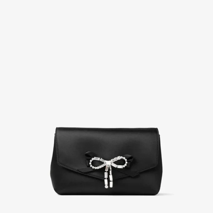 Soft Bow Mini Bag Svart satinminiväska med kristallrosett