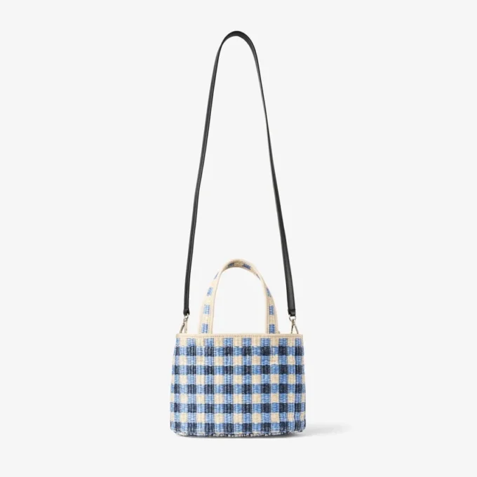 Strandväska East-West Mini Marine Mix och Ecru Gingham Raffia Mini Beach Top Handle Tote Bag Strandväska East-West Mini Marine Mix och Ecru Gingham Raffia Mini Beach Top Handle Tote Bag