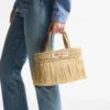 Strandväska East-West Mini Naturfärgad och ljusguldvävd raffia-ministrandväska med fransar