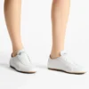Sunny F – Låga sneakers i en mix av vitt och gummi-färgat läder