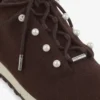 Veles chokladbruna sneakers i melerad kashmirstickning med pärlknappar