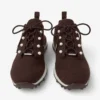 Veles chokladbruna sneakers i melerad kashmirstickning med pärlknappar