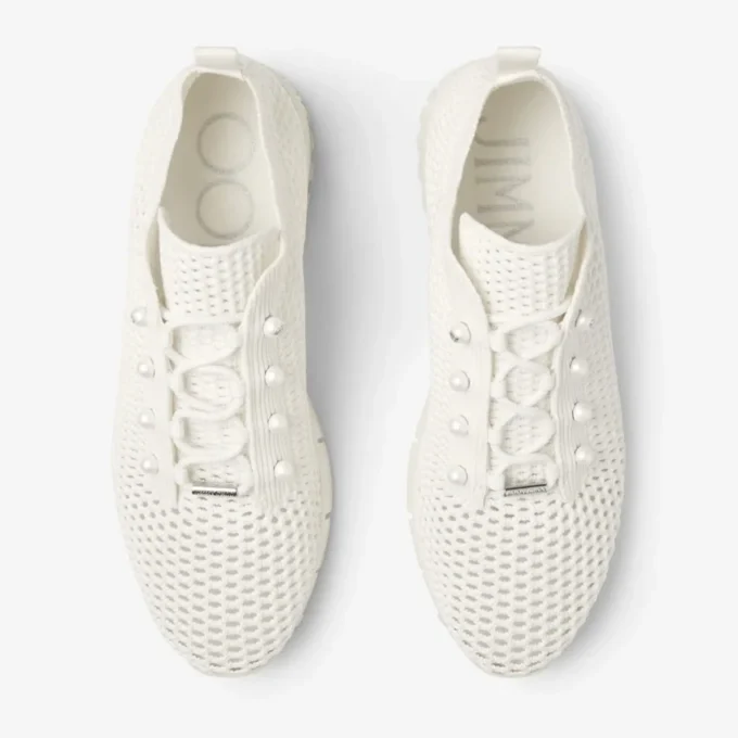 Veles Latte låga sneakers i virkat tyg med pärlor Veles Latte låga sneakers i virkat tyg med pärlor