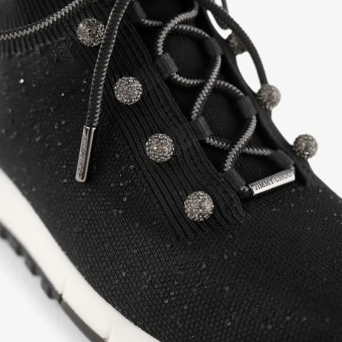 Veles svarta sneakers i paljettstickat Veles svarta sneakers i paljettstickat